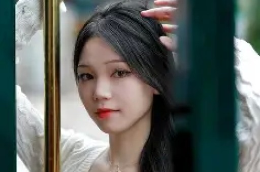 42岁女明星的老公出轨这种狗血新闻居然让我鼻子一酸